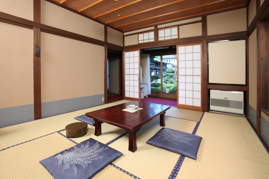 Shitanda Hotel Takayama  Bilik gambar